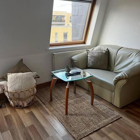 Quirky Studio Flat Selfcontained 런던 외부 사진